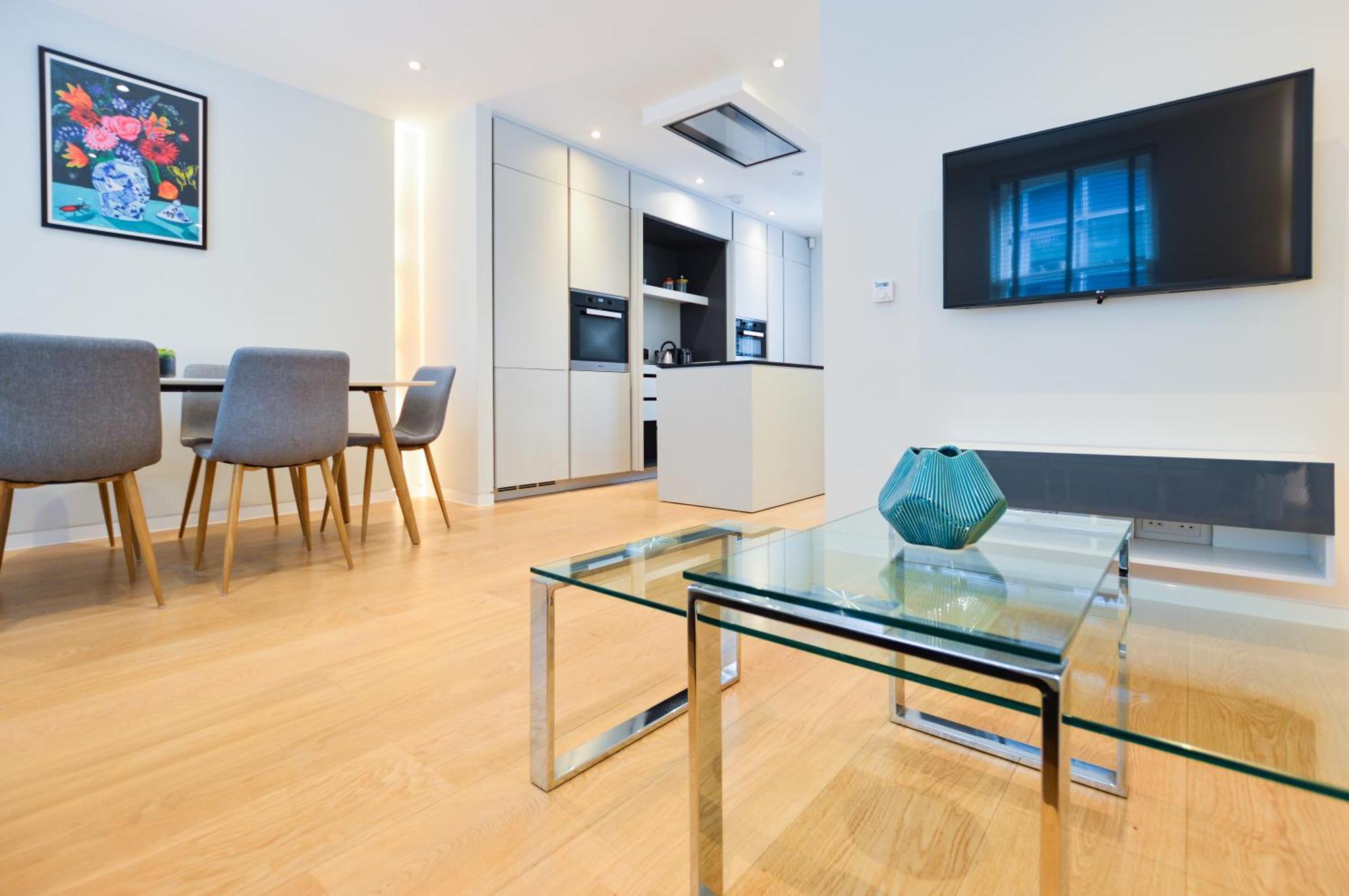 Noho 132 Serviced Apartments By Concept Apartments Лондон Екстериор снимка